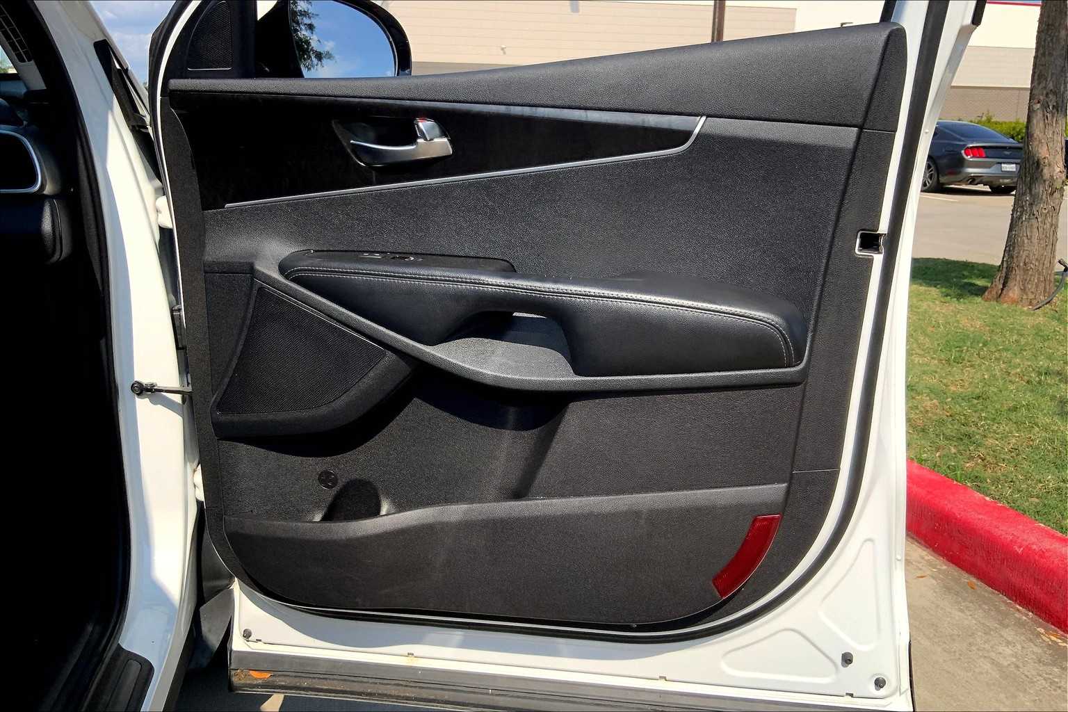 2016 Kia Sorento EX photo 18