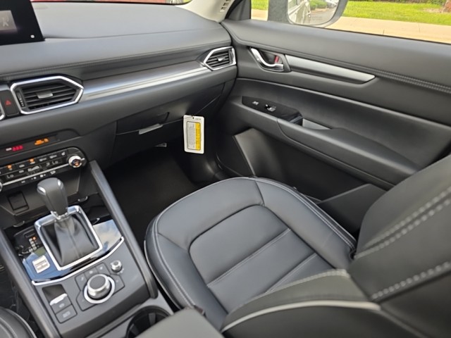 2025 Mazda CX-5 2.5 S Preferred photo 14