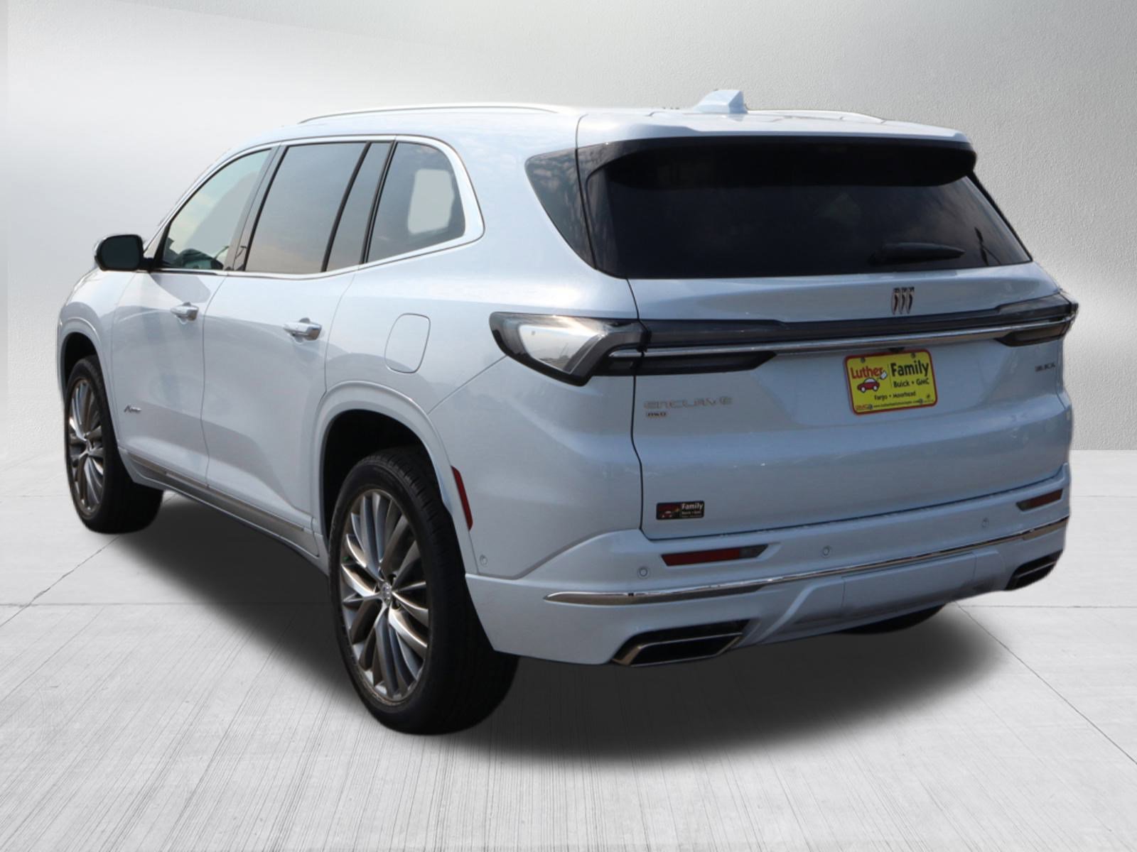 2026 Buick Enclave Avenir photo 5