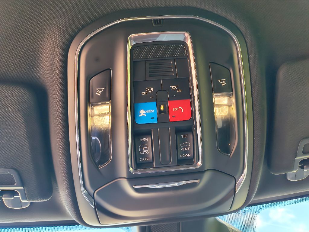 2024 Jeep Grand Cherokee Laredo X photo 24