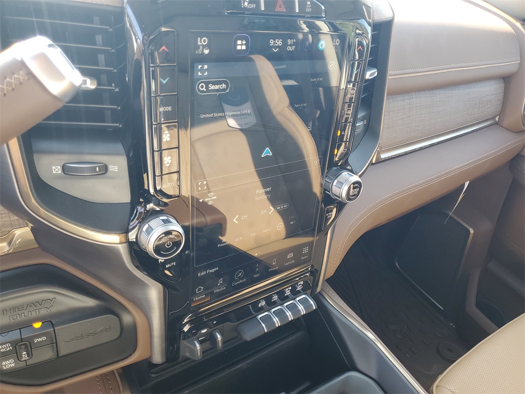 2024 Ram 3500 Laramie Longhorn photo 19