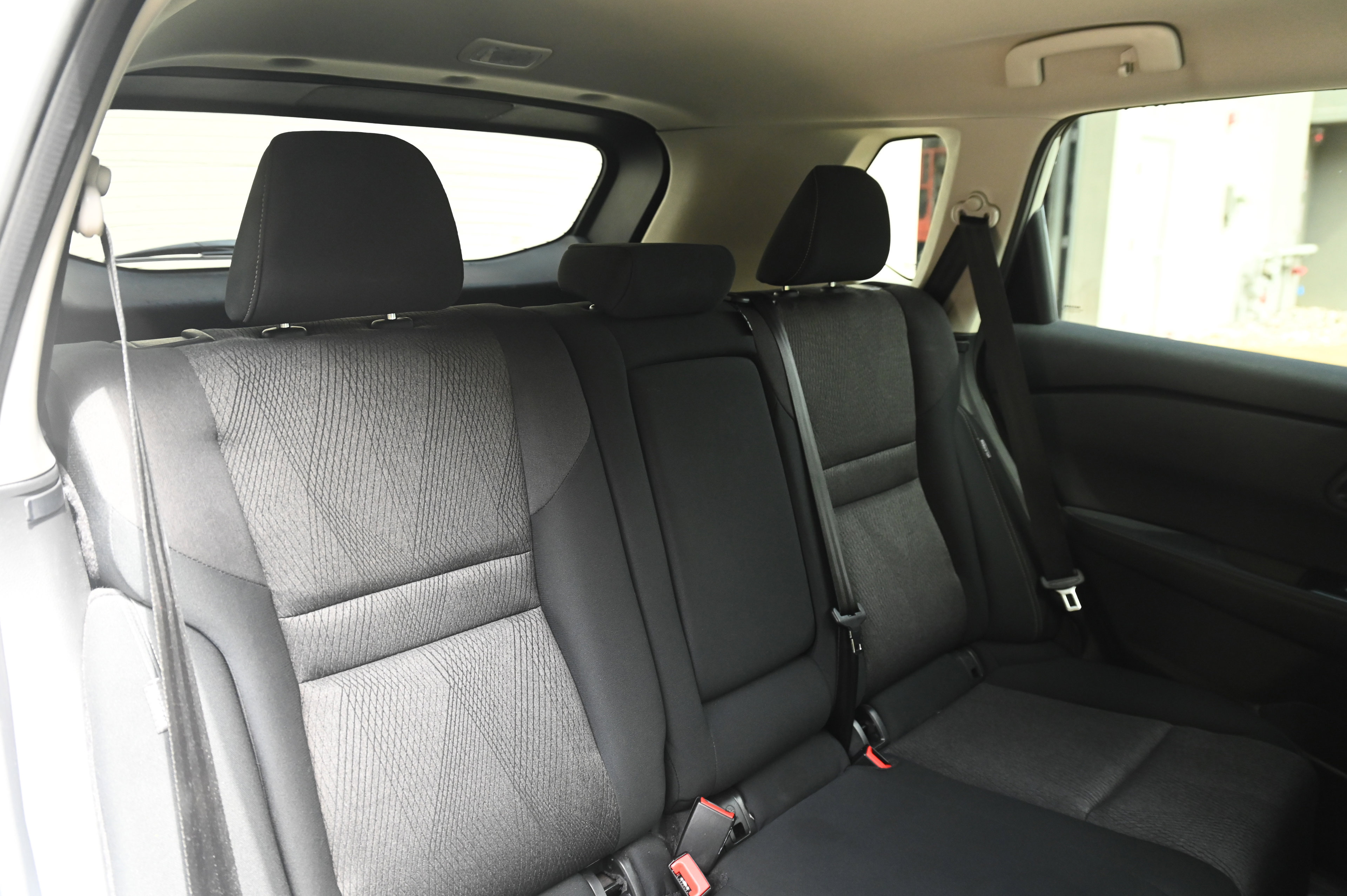 2024 Nissan Rogue SV photo 17