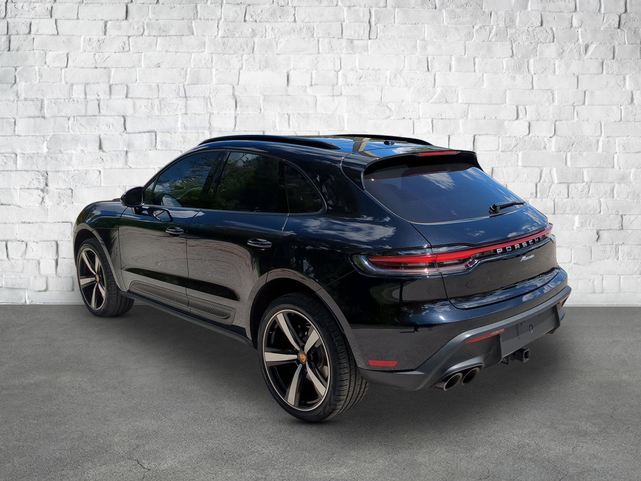 2024 Porsche Macan Base photo 4