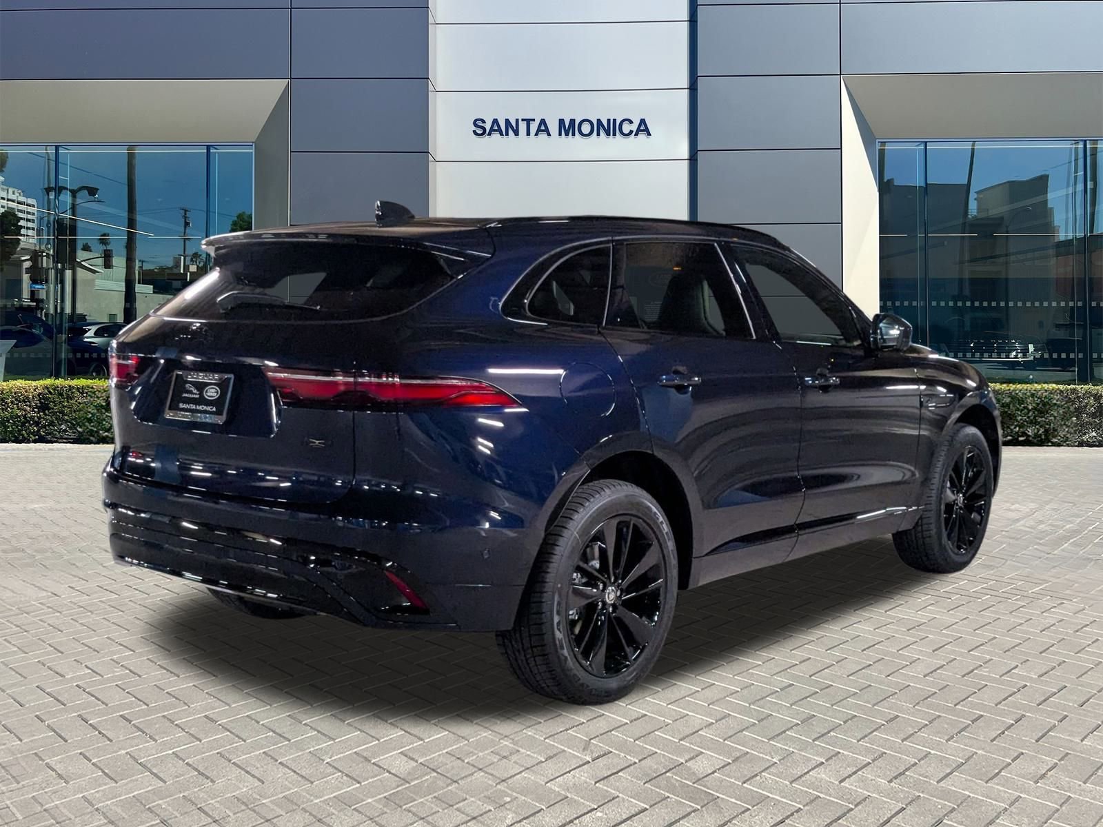 2026 Jaguar F-PACE P250 R-Dynamic S photo 2