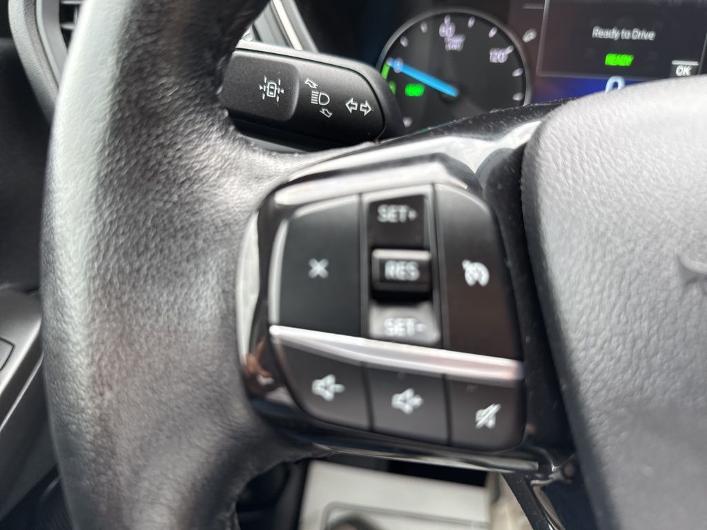 2021 Ford Escape Hybrid SEL photo 23