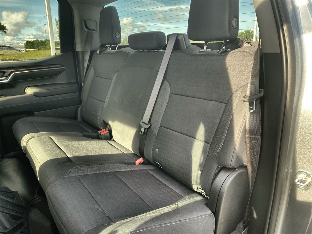 2023 Chevrolet Silverado 1500 LT photo 23