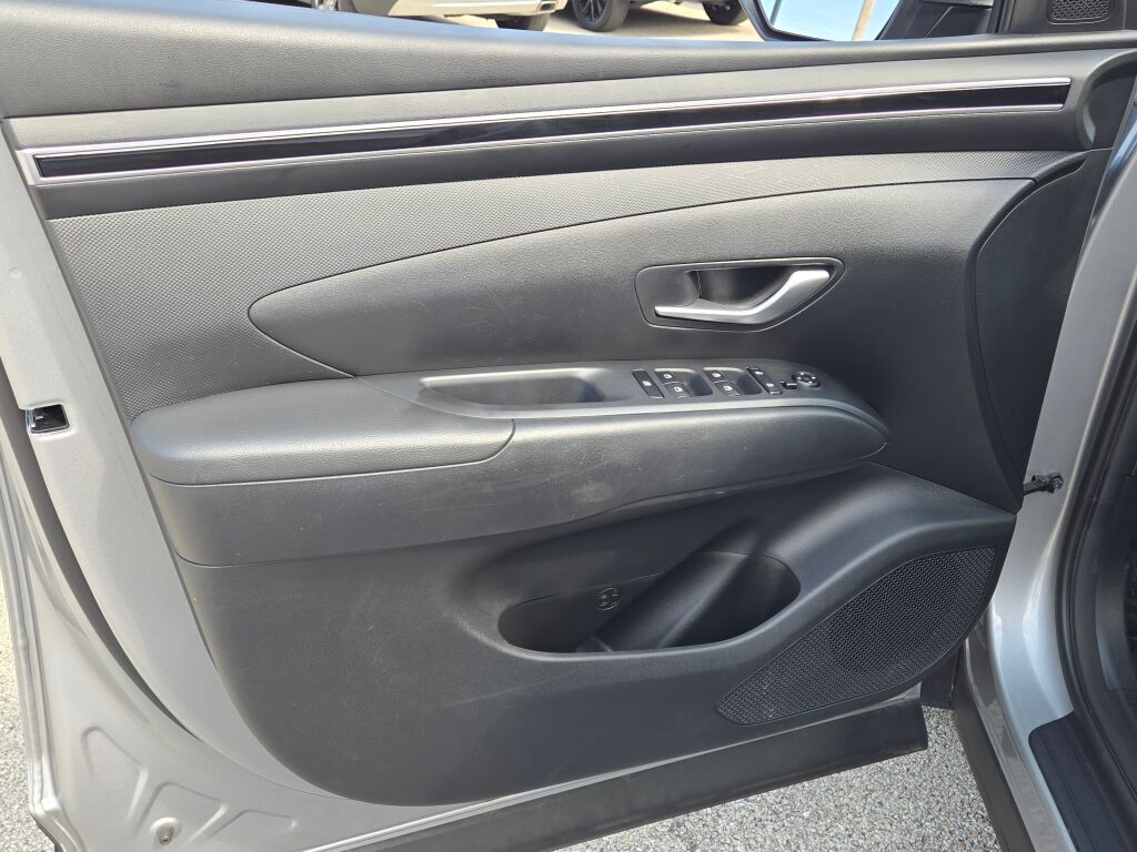 2024 Hyundai Tucson SEL photo 17