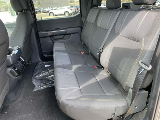 2025 Ford F-150 STX photo 6
