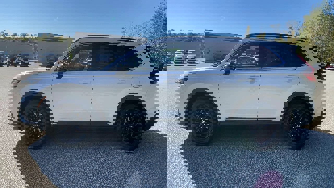 2023 Honda CR-V Hybrid Sport photo 2