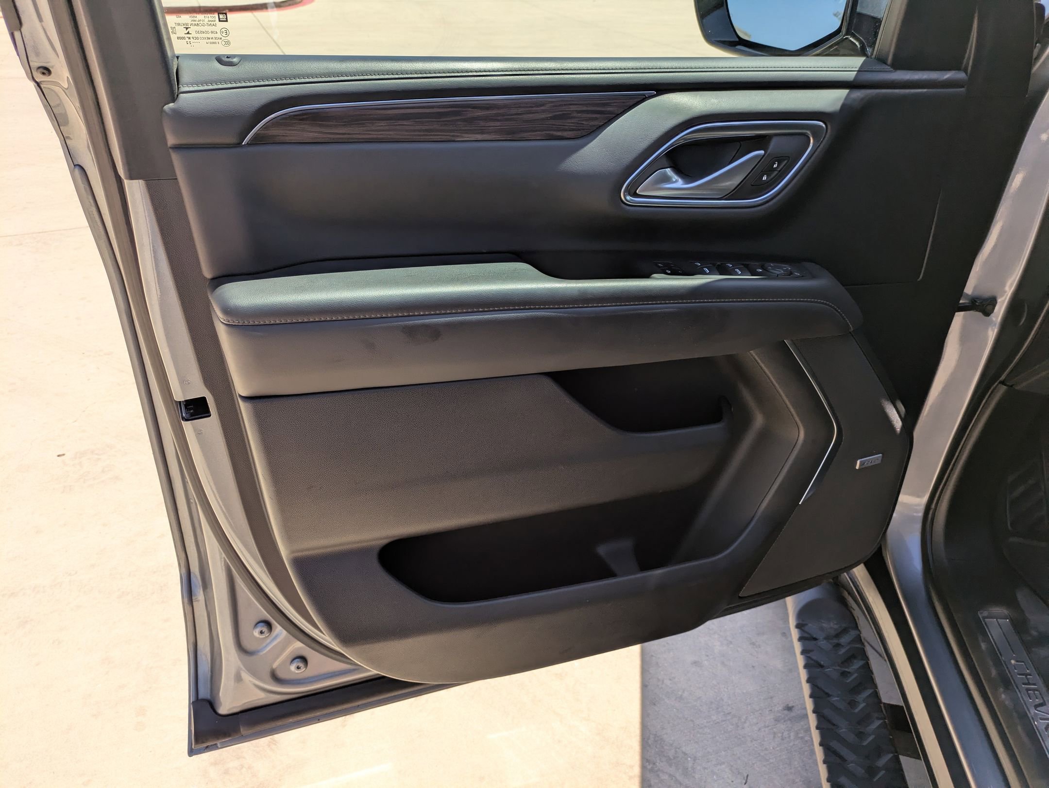 2022 Chevrolet Tahoe Z71 photo 10