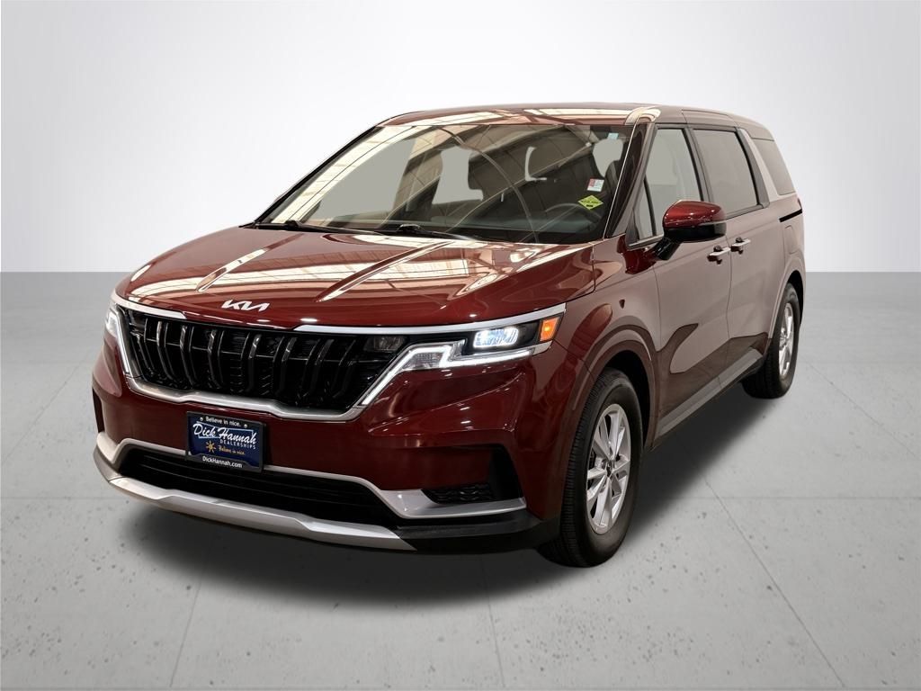 2024 Kia Carnival LX photo 2