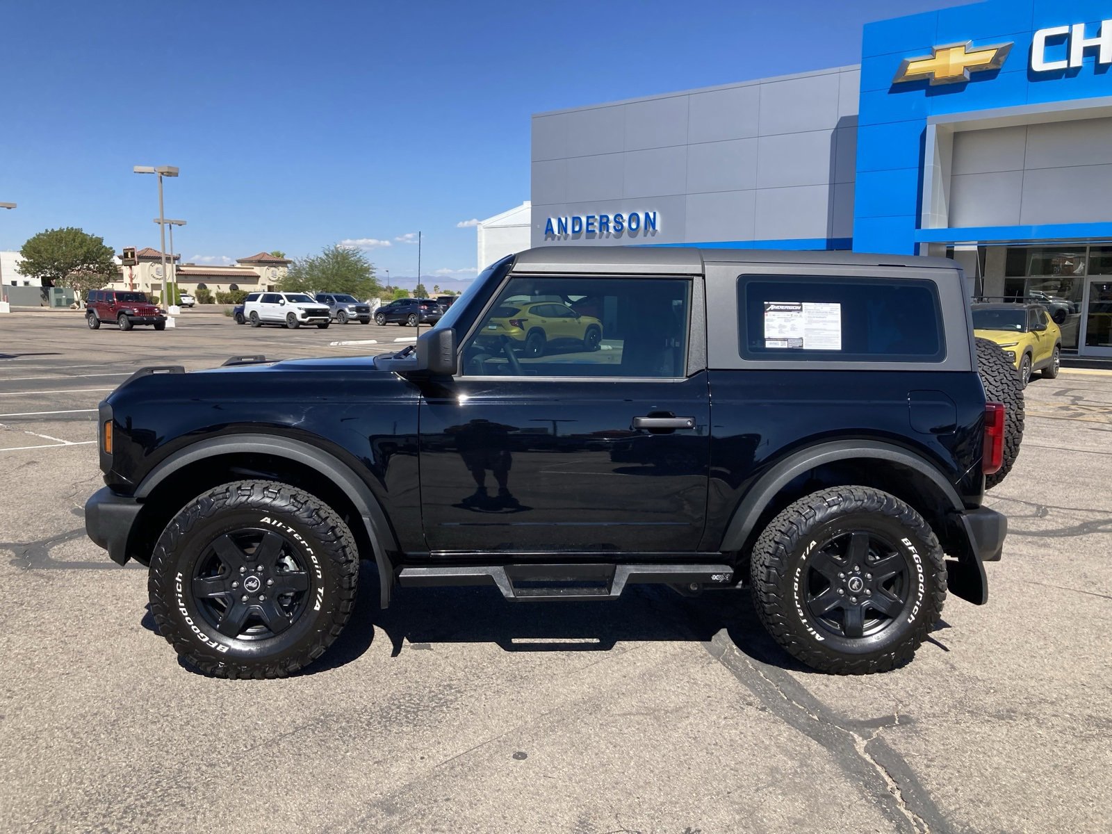 2023 Ford Bronco Base photo 7