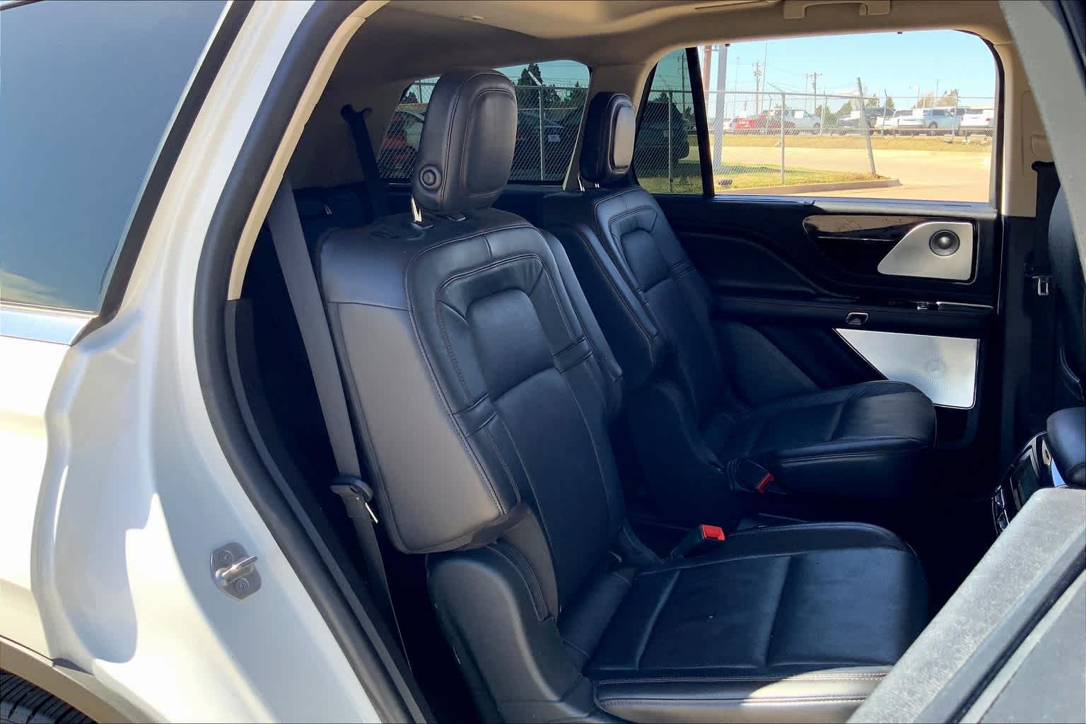 2020 Lincoln Aviator Reserve photo 17