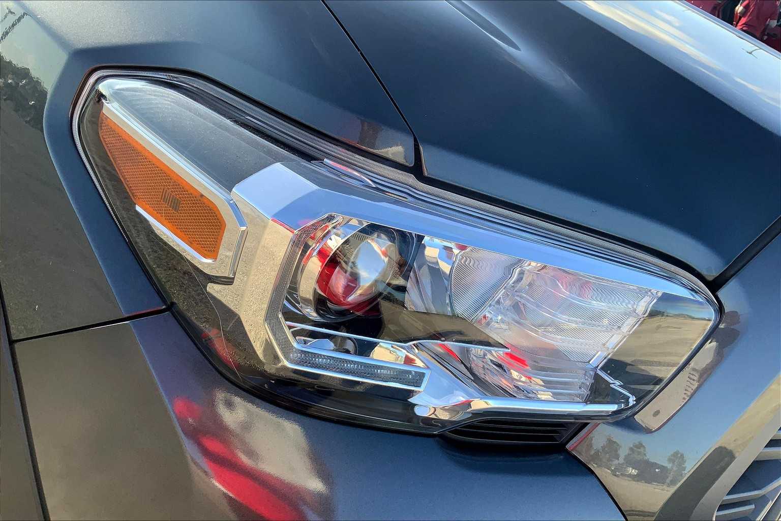 2023 Toyota Tacoma TRD photo 26