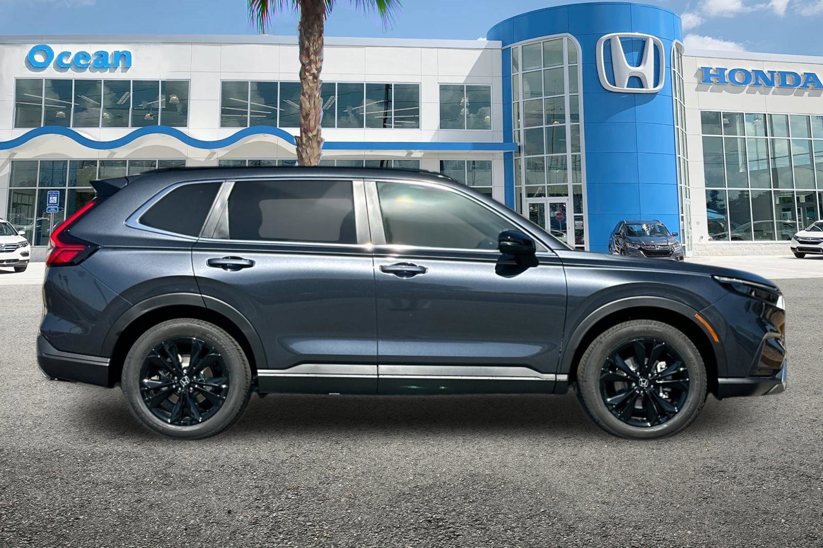 2025 Honda CR-V Hybrid Sport Touring photo 3