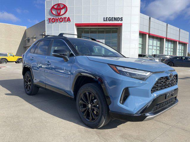 2025 Toyota RAV4 XSE's photo