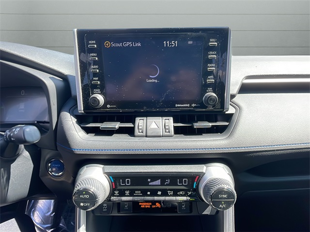 2019 Toyota RAV4 Hybrid XSE photo 31