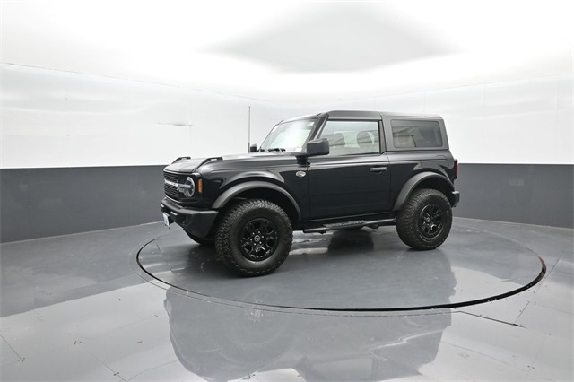 2022 Ford Bronco Wildtrak photo 2