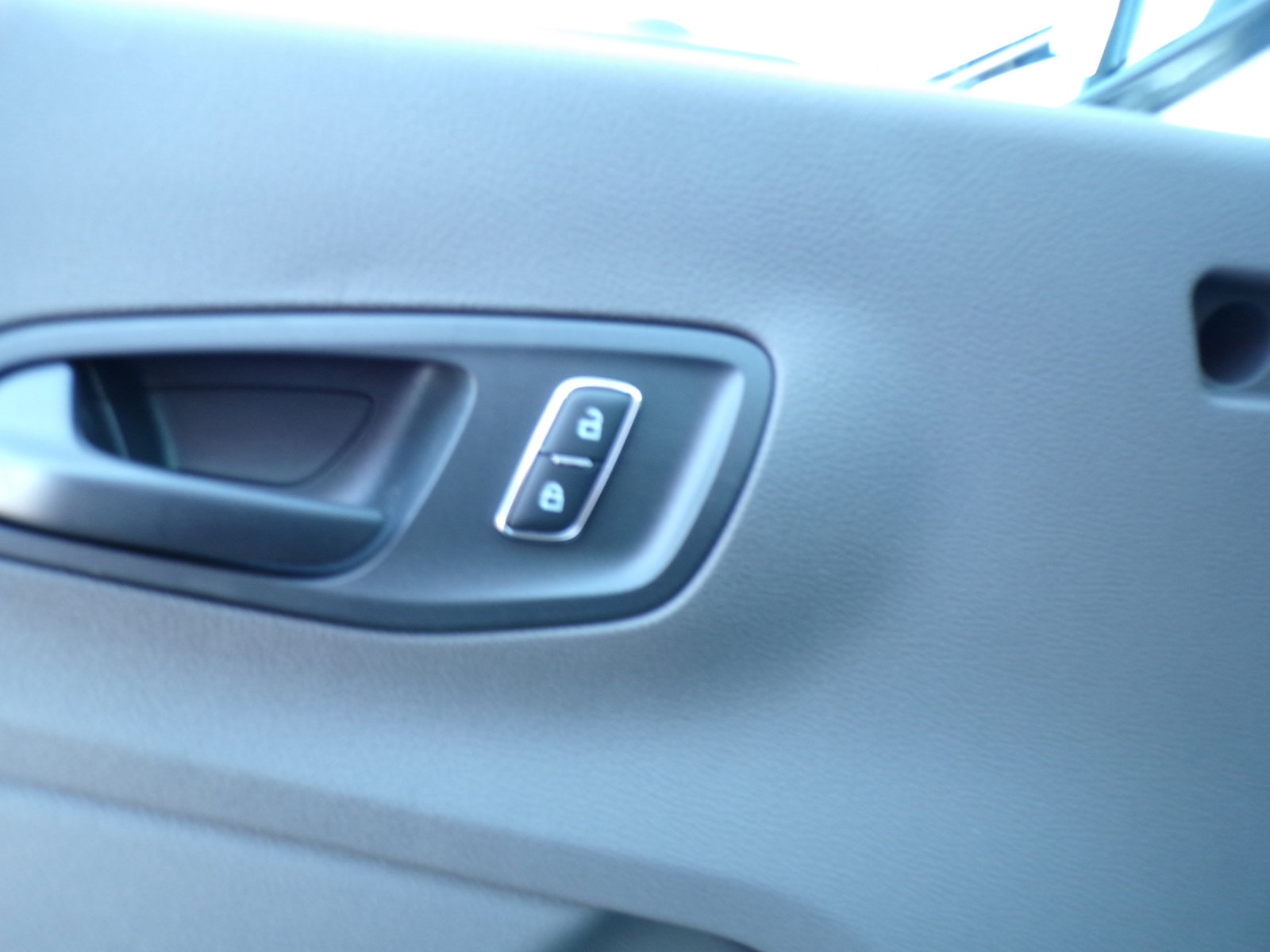 2024 Ford Transit Cargo Van photo 9