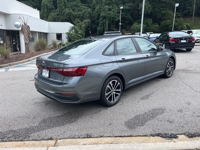 2026 Volkswagen Jetta 1.5T Sport photo 3