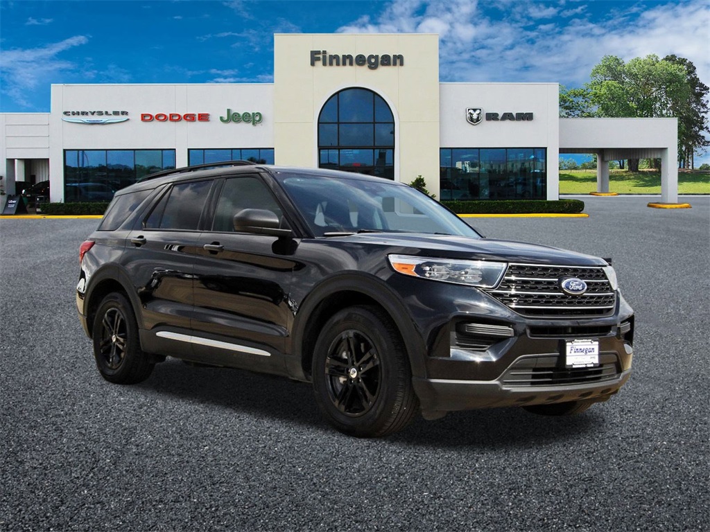 2024 Ford Explorer XLT's photo