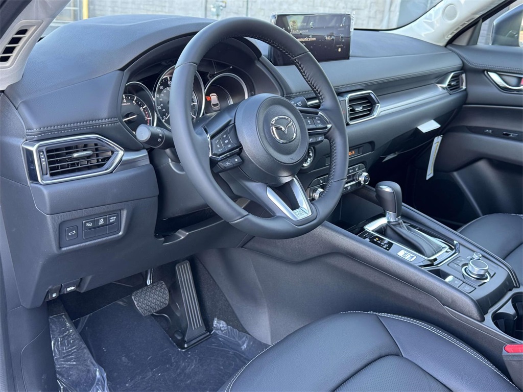 2025 Mazda CX-5 2.5 S Preferred photo 2