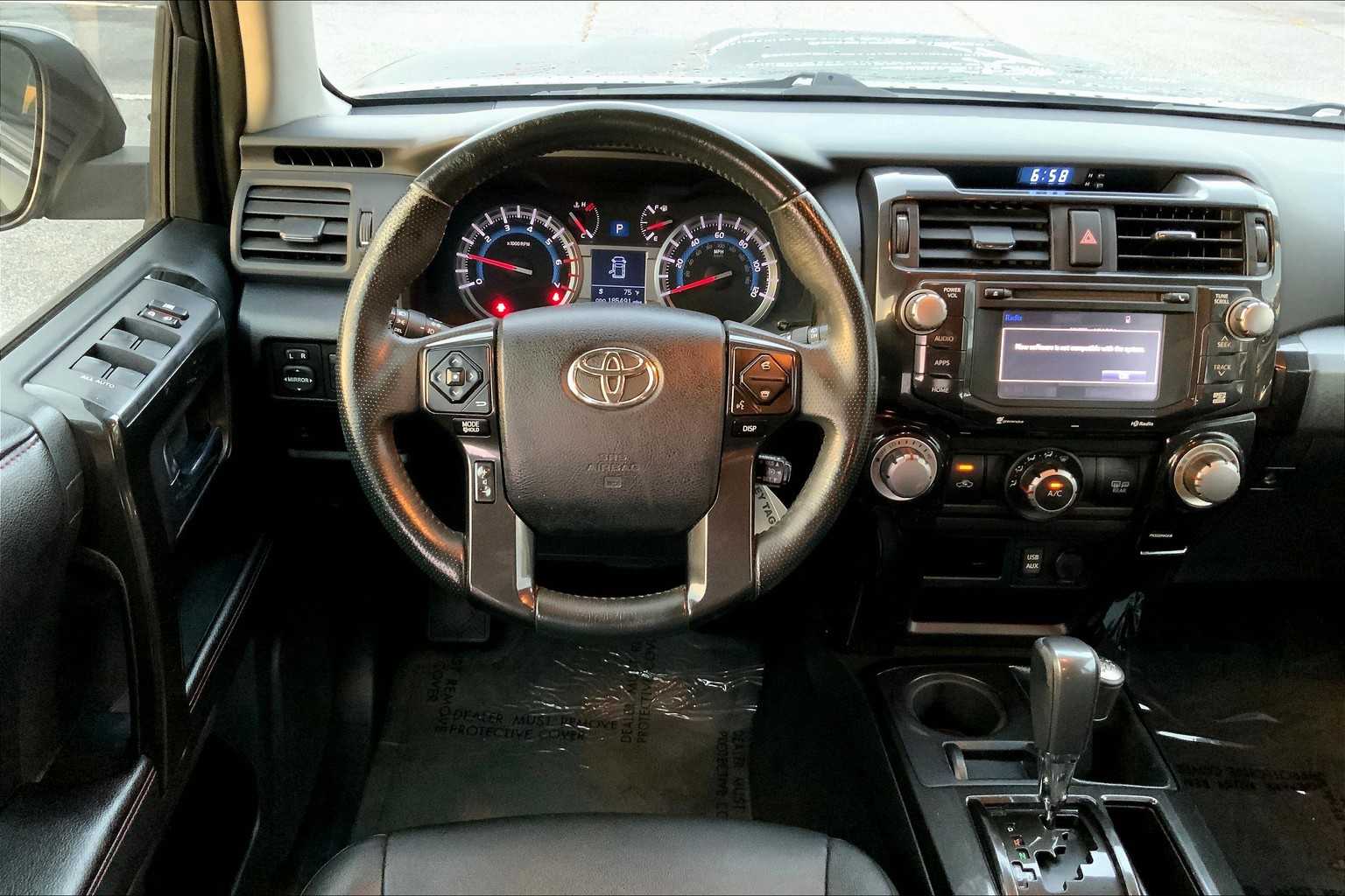 2016 Toyota 4Runner Trail Premium photo 5