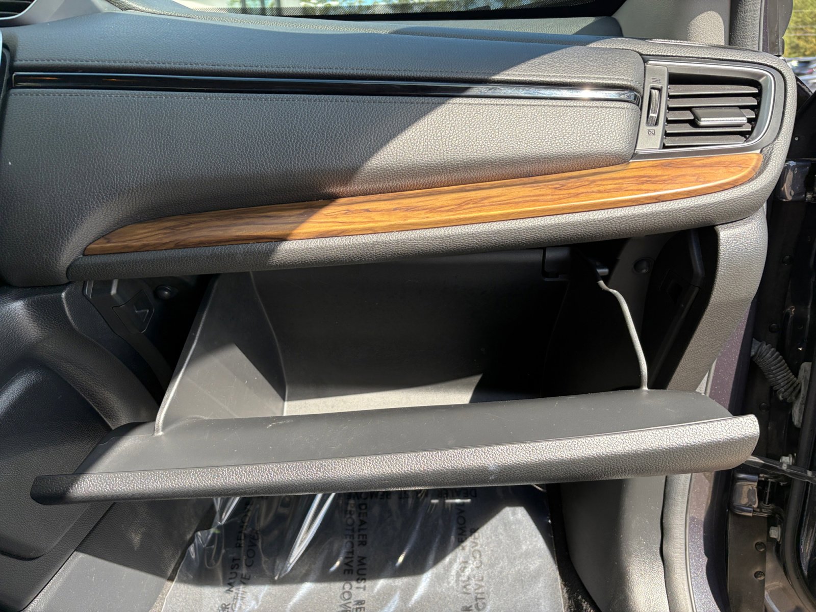 2017 Honda CR-V Touring photo 29