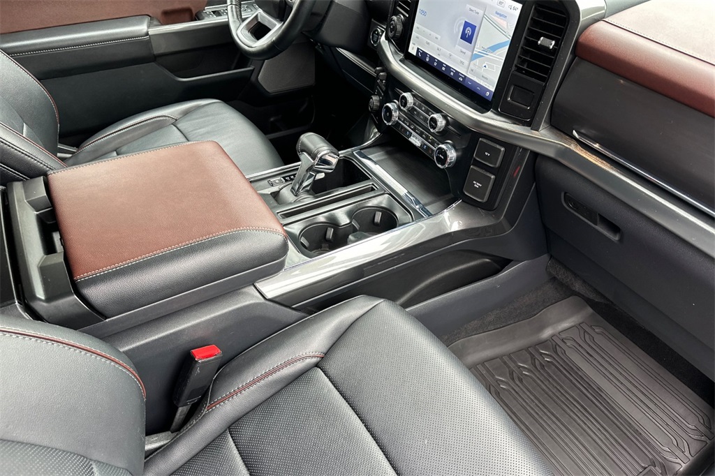2023 Ford F-150 Lariat photo 13