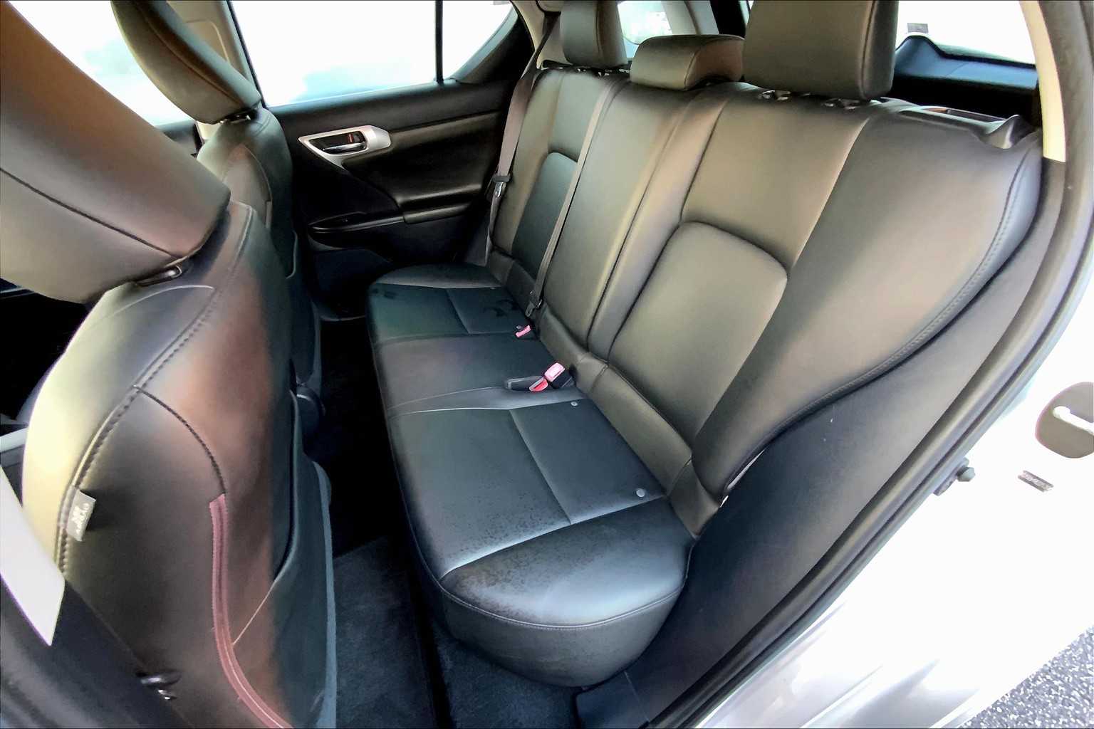 2013 Lexus CT 200h photo 20