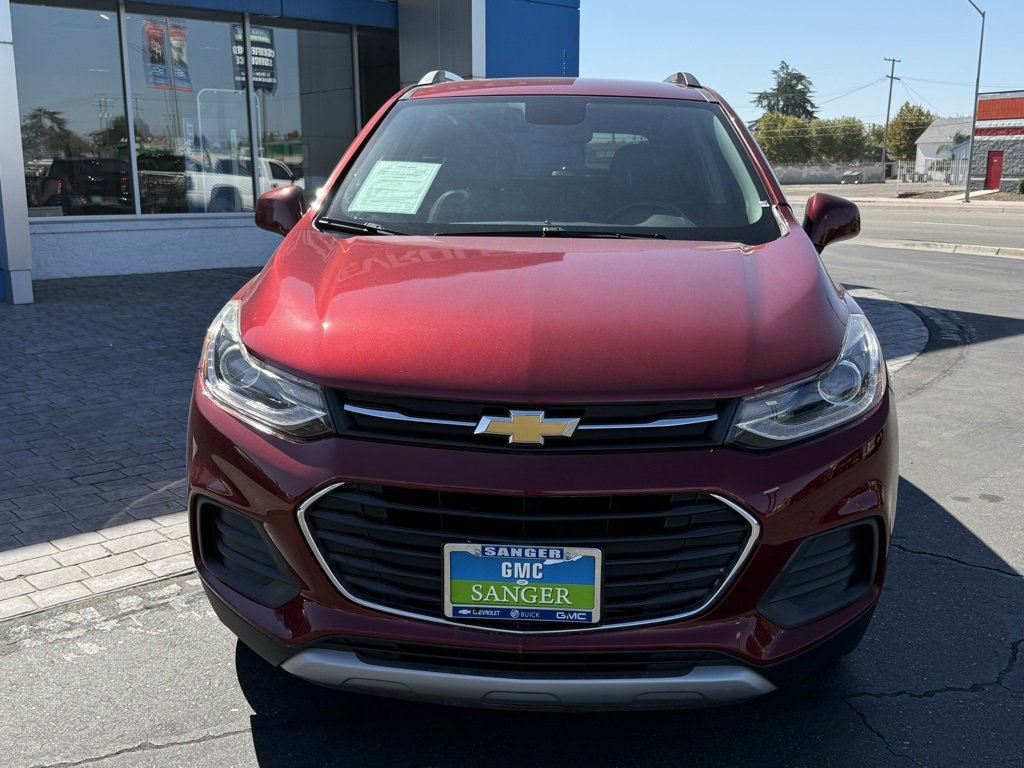 Used 2022 Chevrolet Trax LT with VIN KL7CJPSM1NB539805 for sale in Sanger, CA