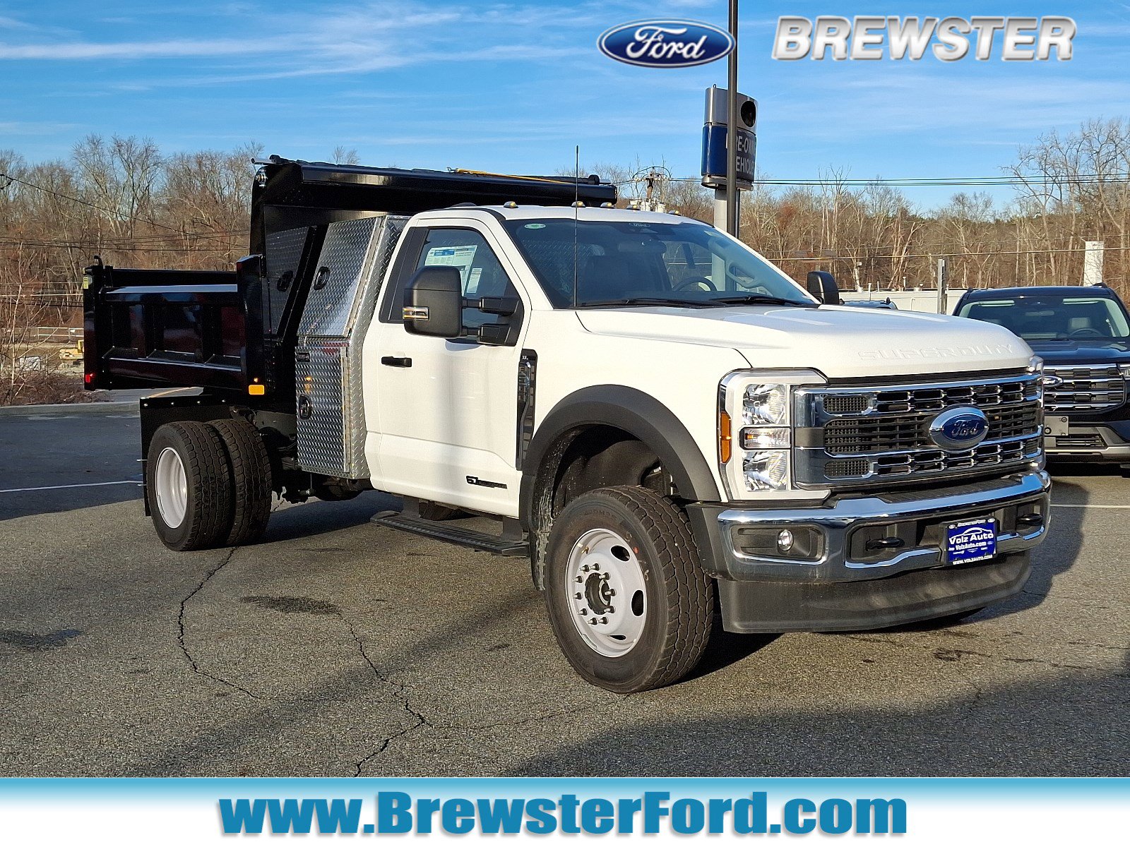 2024 Ford F-600 Super Duty Chassis Cab XL