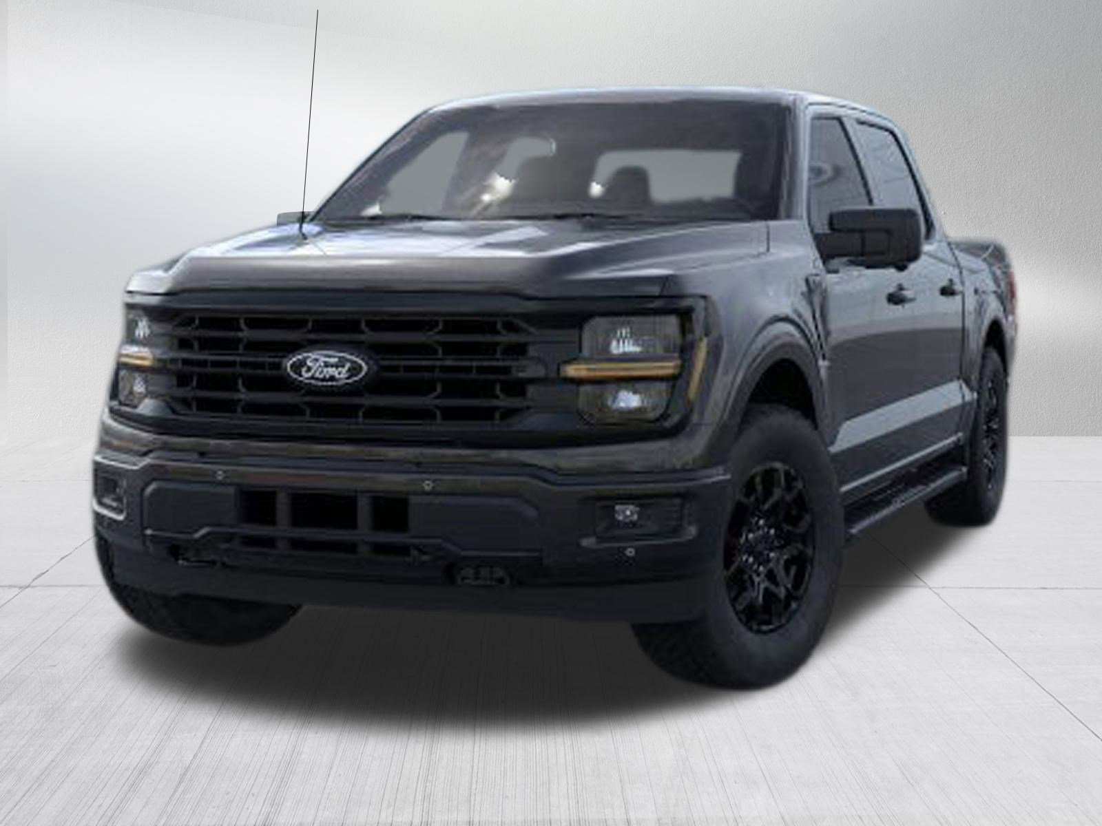 2025 Ford F-150 XLT photo 3
