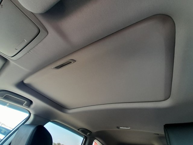 2018 Honda CR-V Touring photo 31