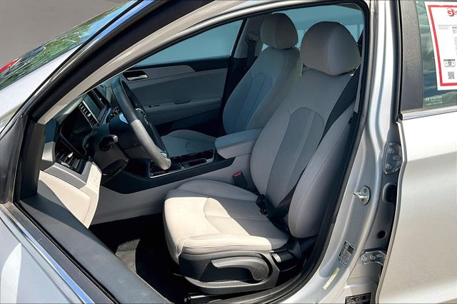 2019 Hyundai Sonata SE photo 16
