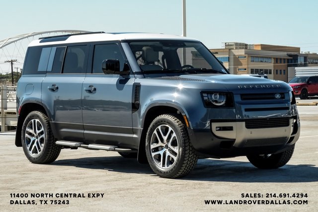 2026 Land Rover Defender 110 S photo 4