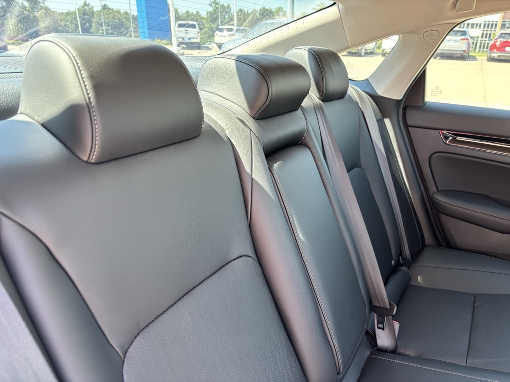 2024 Honda Civic Touring photo 28