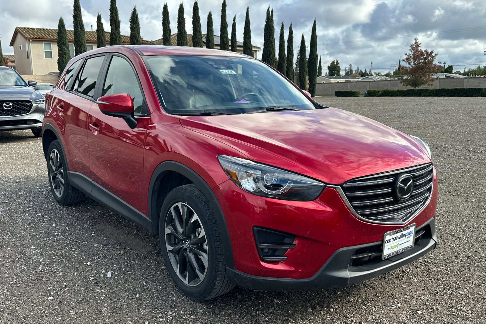 2016 Mazda CX-5 Grand Touring photo 2
