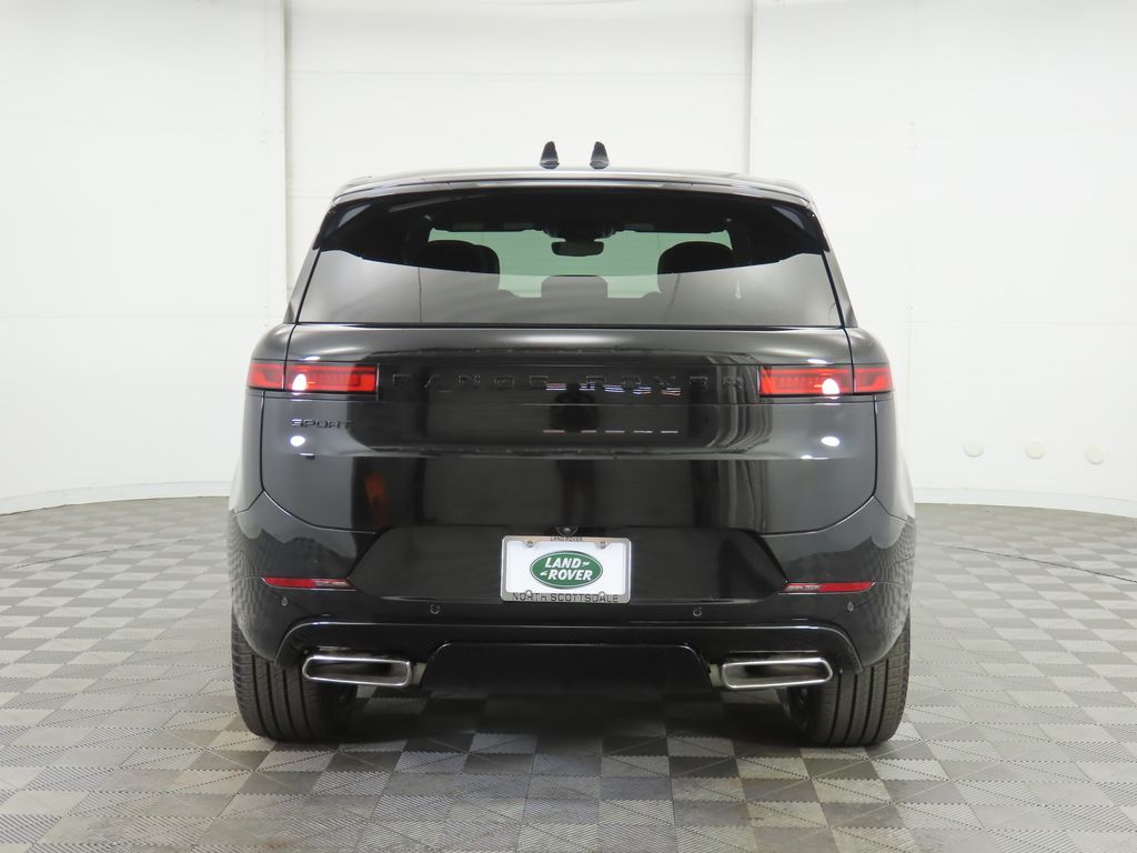 2025 Land Rover Range Rover Sport SE photo 4