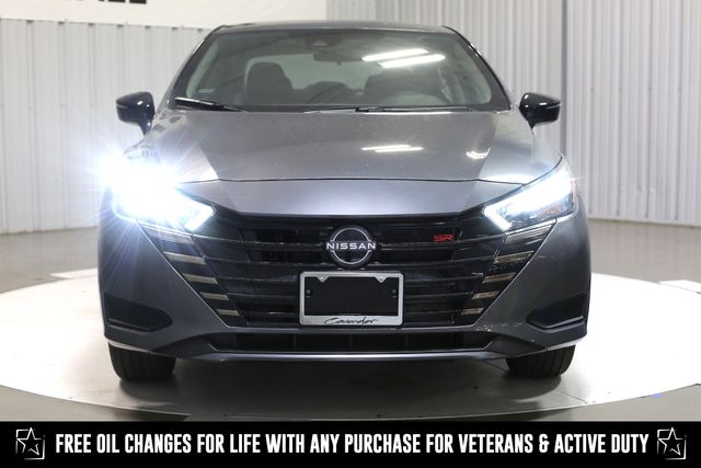 2025 Nissan Versa SR photo 3