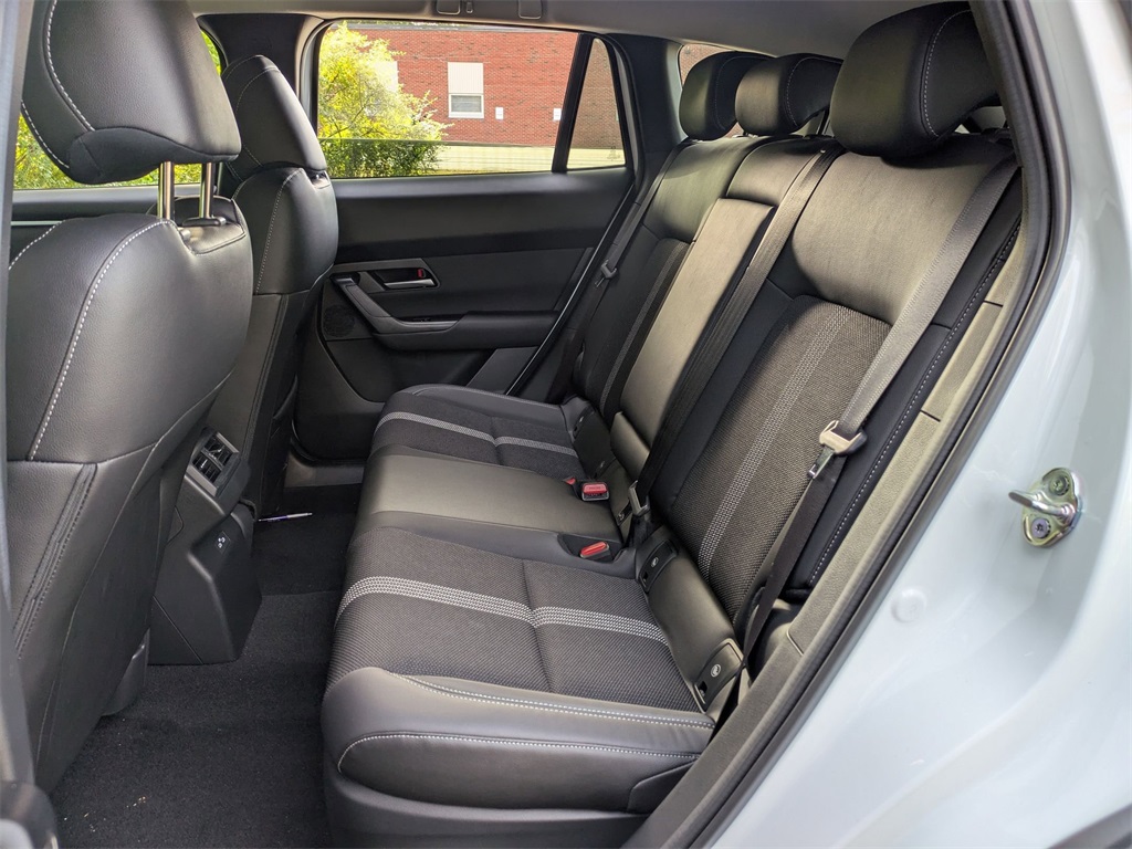 2025 Mazda CX-50 Preferred photo 23