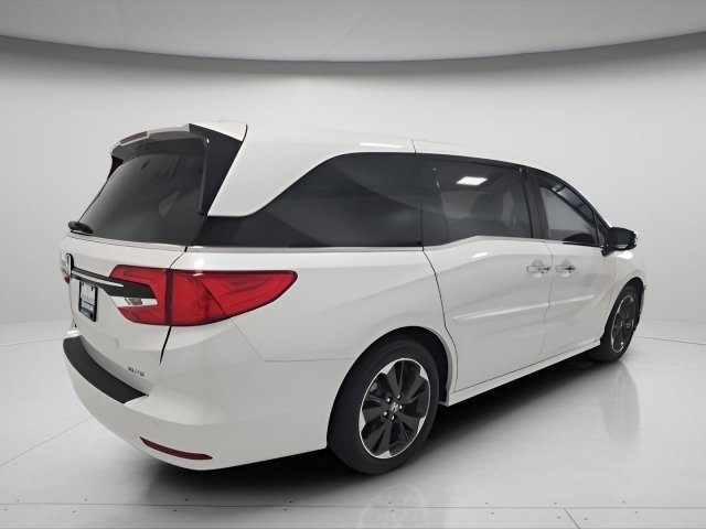 2024 Honda Odyssey Elite photo 13