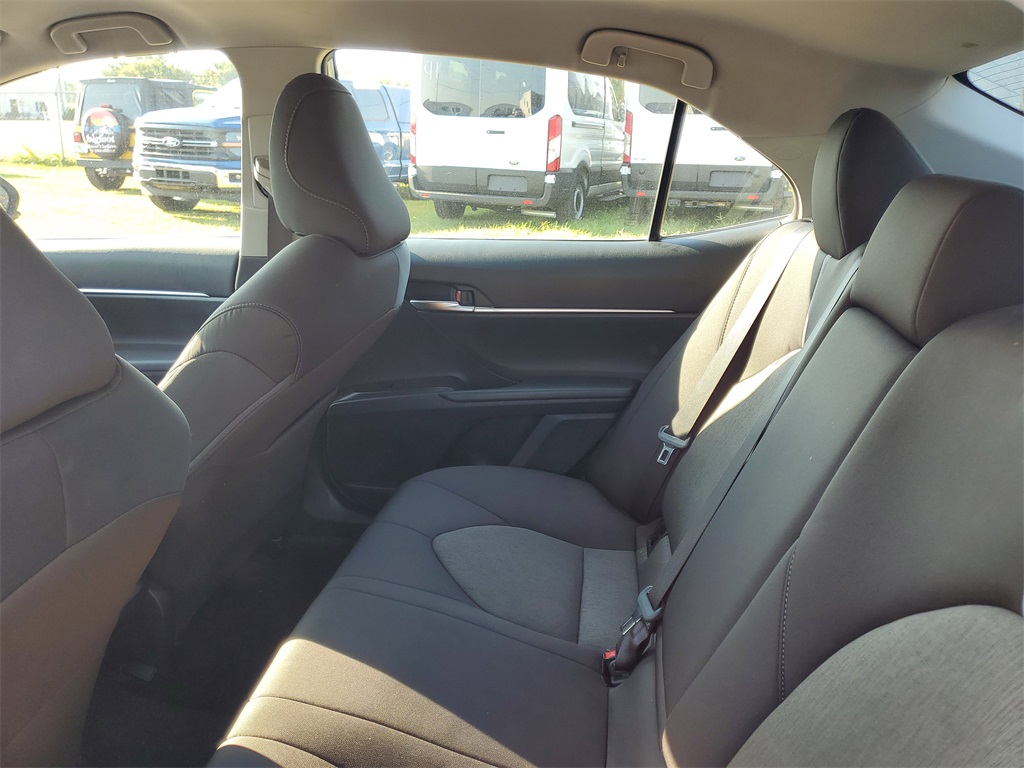 2023 Toyota Camry LE photo 26