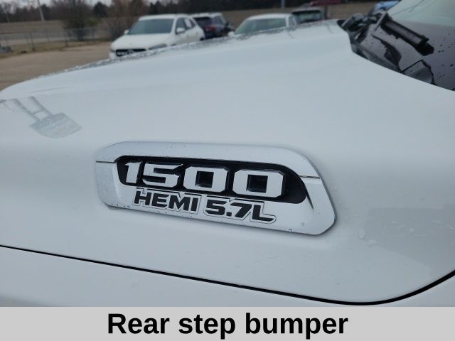 2020 Ram 1500 Laramie photo 4