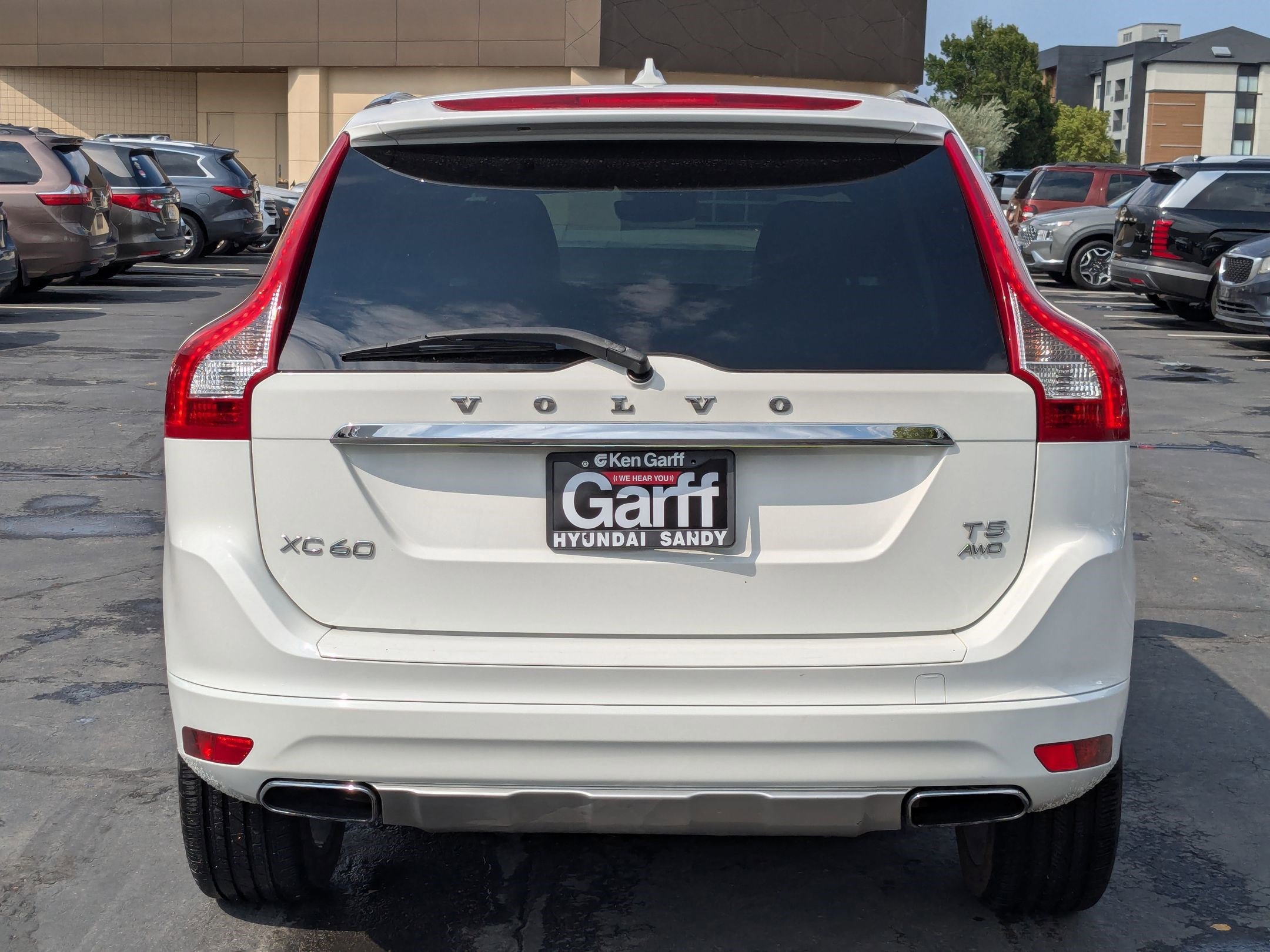 2015 Volvo XC60 T5 Premier photo 4