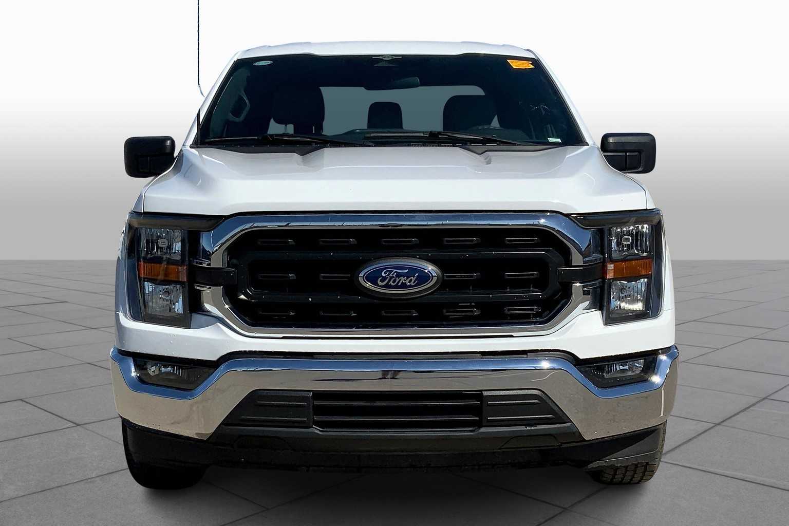 2023 Ford F-150 XLT photo 3