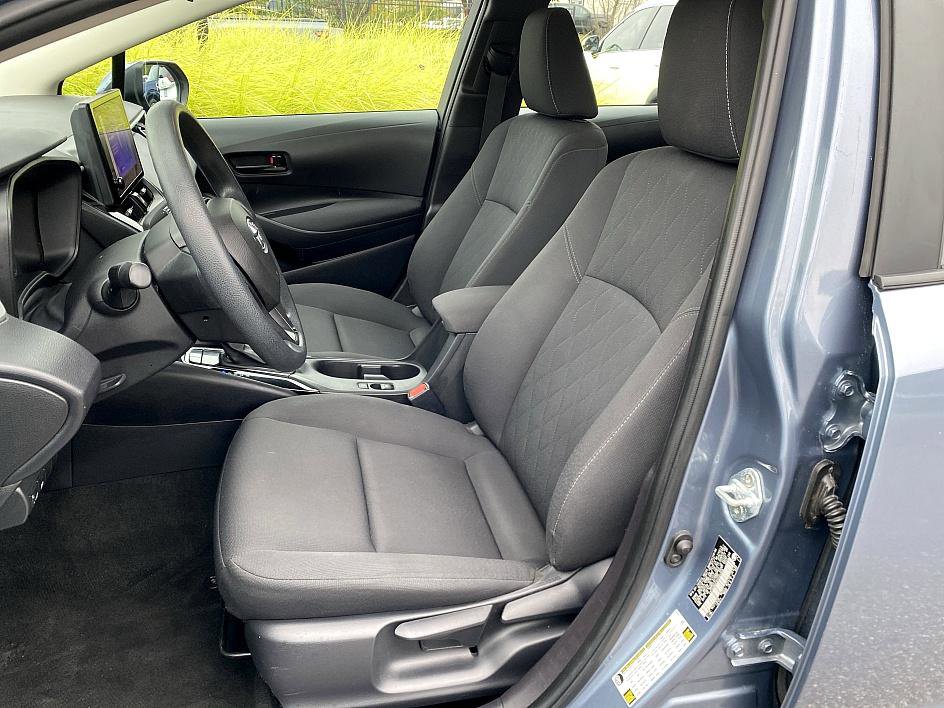 2023 Toyota Corolla LE photo 8