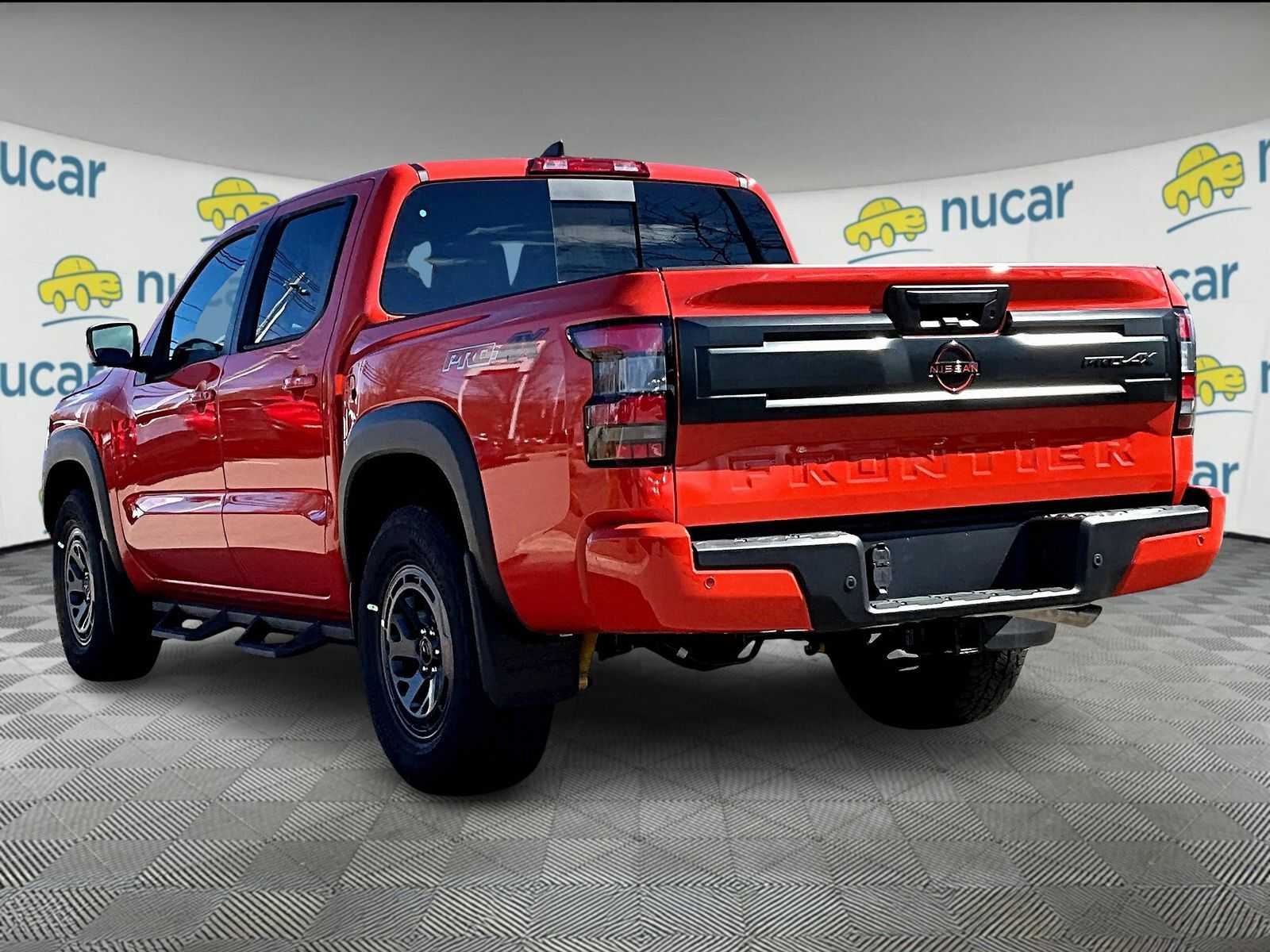 2025 Nissan Frontier Crew Cab PRO-4X photo 4