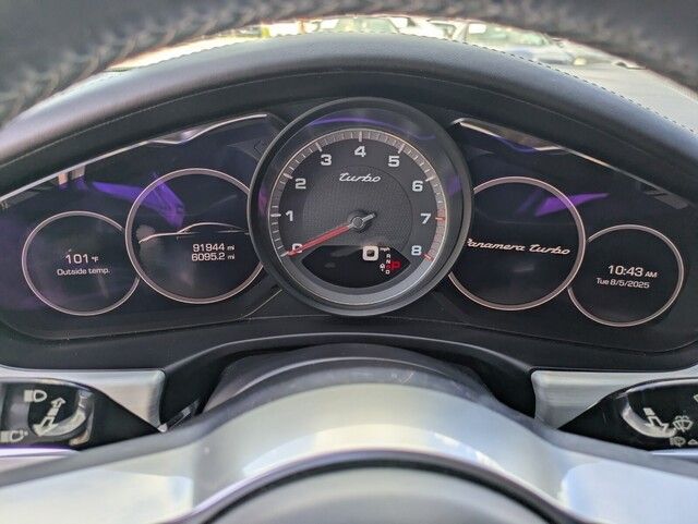 2017 Porsche Panamera Turbo photo 23