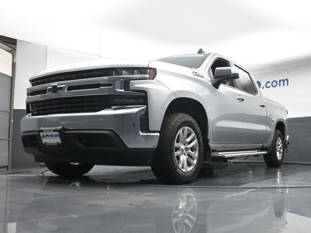 2019 Chevrolet Silverado 1500 LT photo 4